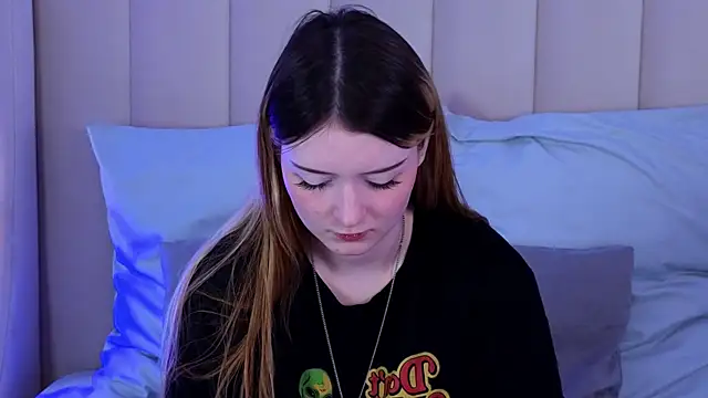 alyssfrost - AlyssFrost's free webcam - UK Sex Cams