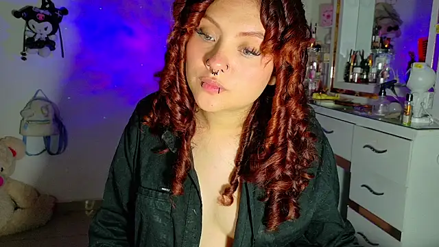 theiamoon live sex cam