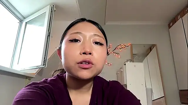 SweetMiaXO webcam