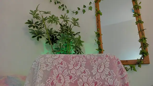 BonnieCute_ live cam on StripChat