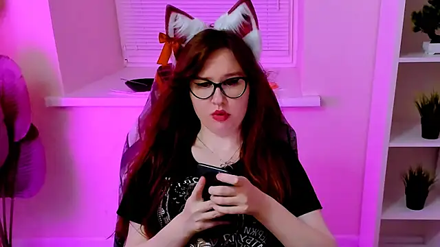 CarolGiggly webcam