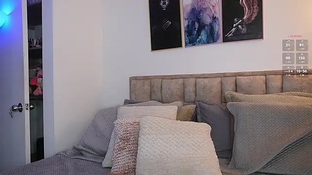 eimi_spacee webcam