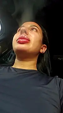 im-your-lovee webcam