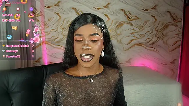 EbonyHansNight webcam