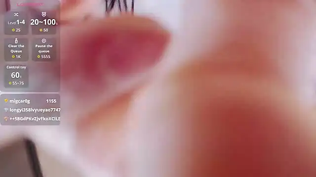 yaoyao-baby520 live cam on StripChat