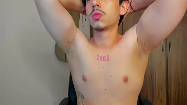 Maximo_Miller webcam