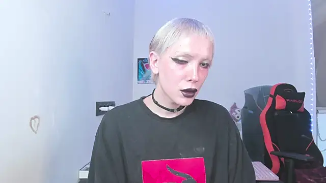 Модель: Lyricca