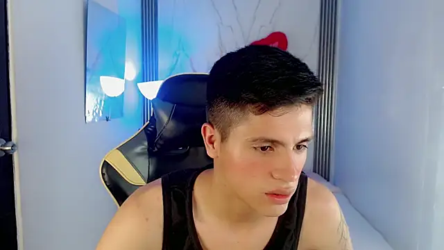Ascii_one live cam on StripChat