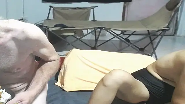 1CuteAndSexy69 webcam