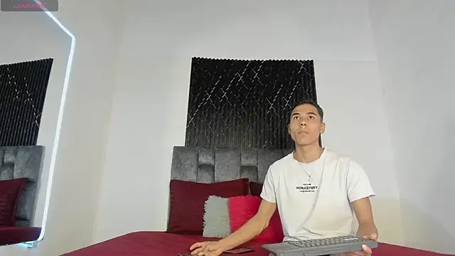 thiagosexy005 (M twink) - CUM SHOW IN PUBLIC!!!!🔥💦👿