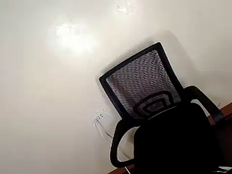 miss_satisfaction webcam