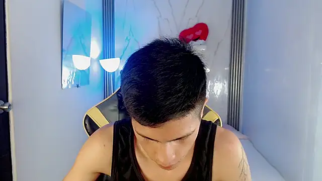 Ascii_one live cam on StripChat