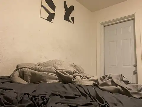 ItzYurBBC webcam