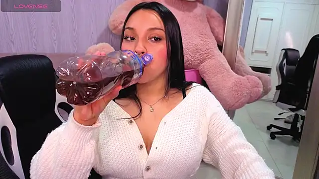 lia_harper_t webcam