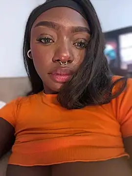 alissradiante1 webcam