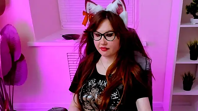 CarolGiggly webcam