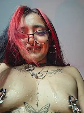 carolinerue - Carolinerue's free webcam - UK Sex Cams