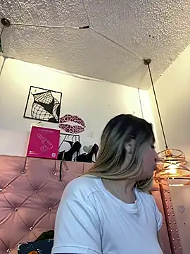 antonella87 webcam