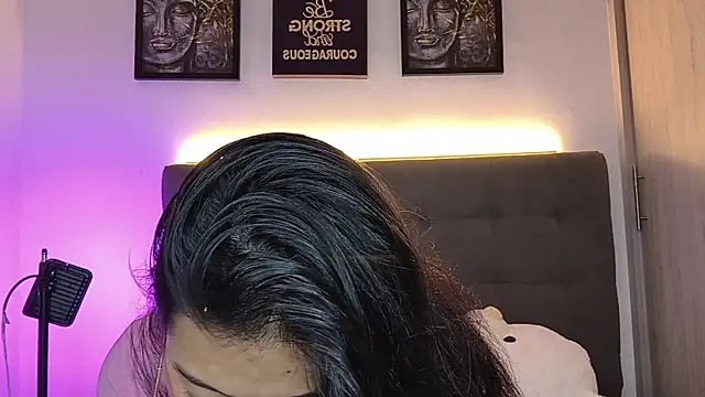 Raven_stonee01 webcam