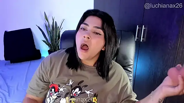 lucy2606 webcam