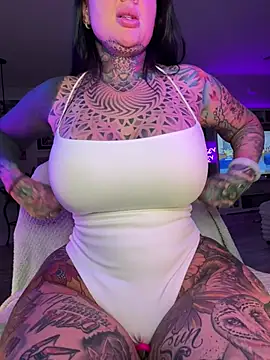 caseykey (Ask my age) - LAST TIPPER GETS SPECIAL GIFT IN DM