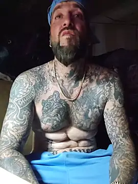 beardedtattood (Ask my age) - Milk for sale 😋 😍 💦💦💦
