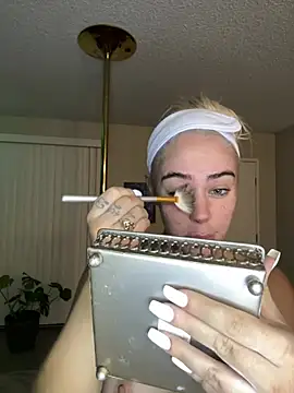whitechocolate100M webcam