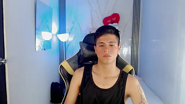Ascii_one live cam on StripChat