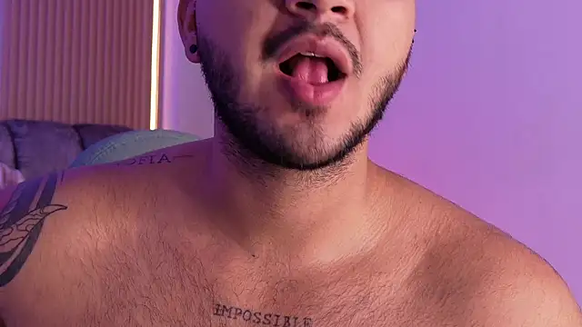 mister_miike live cam on StripChat