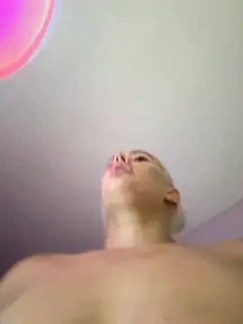whitechocolate100M webcam
