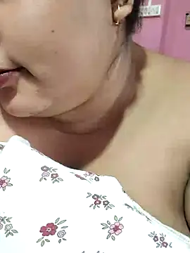 hotbhabhi011 webcam