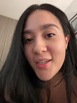 Nina_lovi webcam