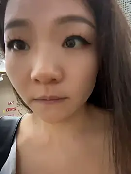 xiaoxiaocheng678 live cam on StripChat