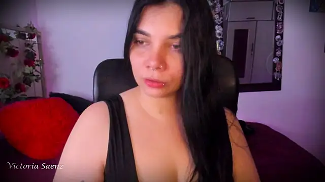 victoriaasaenz_ live cam on StripChat