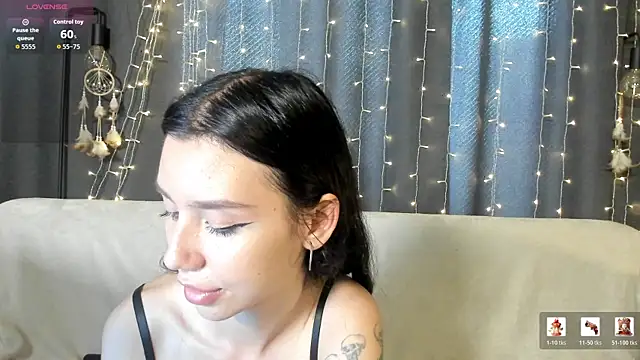Amelia_skyy webcam