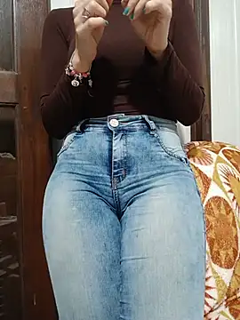 Lupita_sol live sex cam