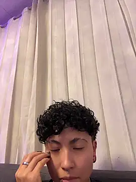 ian_mathias_ webcam