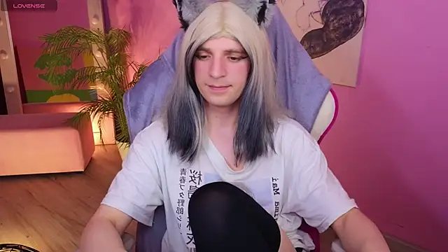 FoxyPuff webcam