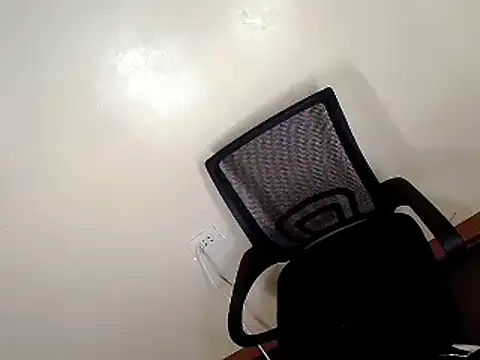 miss_satisfaction webcam