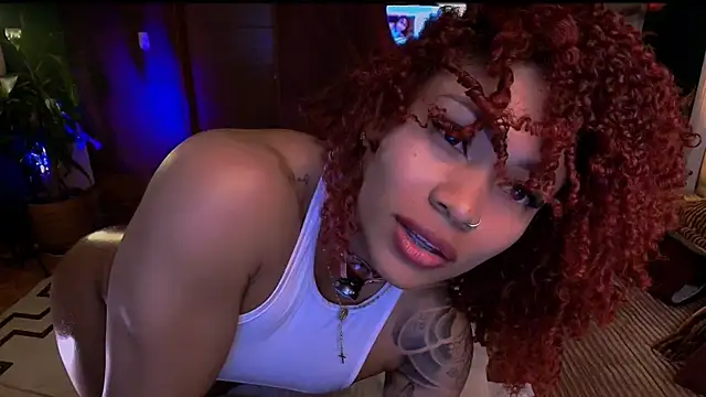 HeidiCox webcam