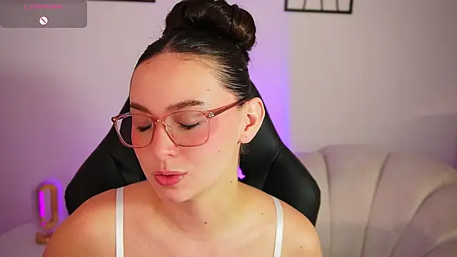 AliceHarper_ webcam