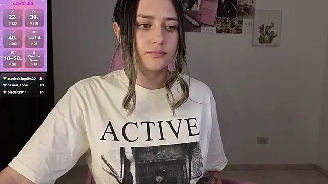 Veronika__Winslow_ webcam