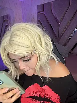 lya_nekko_ webcam