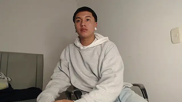 Owenn__blueee webcam