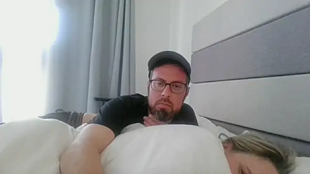 DuncanDoesAngie webcam