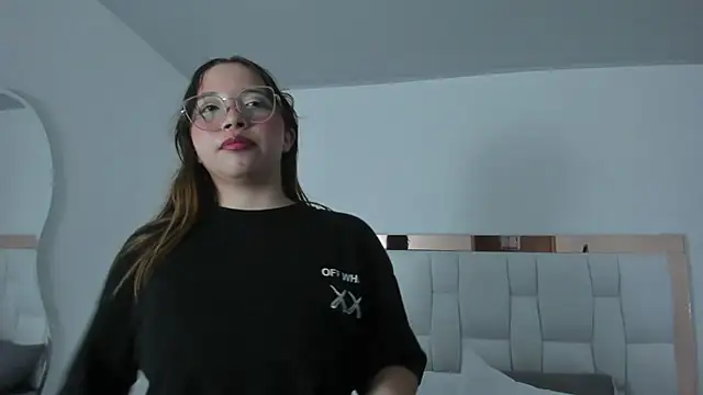 AliciaWhite_nt webcam