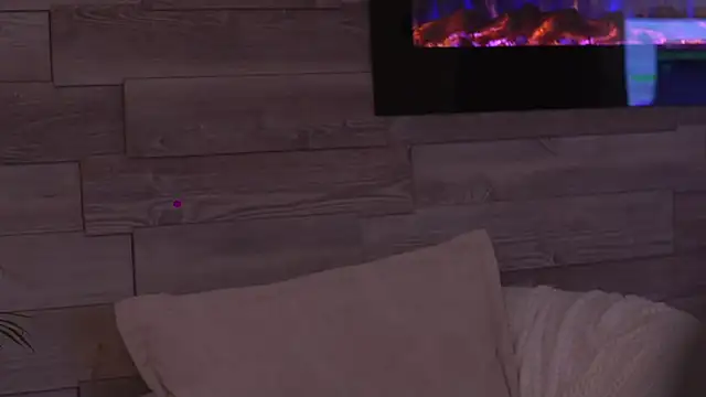 SeductiveMom webcam