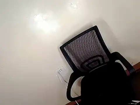 miss_satisfaction webcam