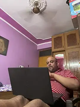 Dick_6inches_Delhi webcam