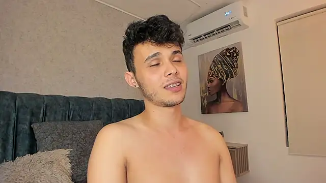 Alhan_Twink webcam